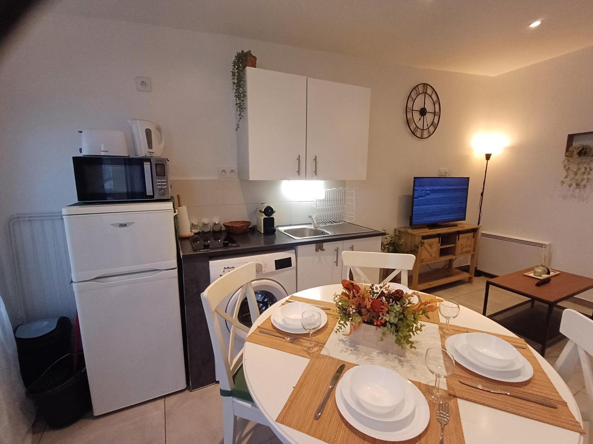 Apartament Super F2 A 5Mn Aeroport D'Orly Parking Prive Gratuit Paray-Vieille-Poste Zewnętrze zdjęcie